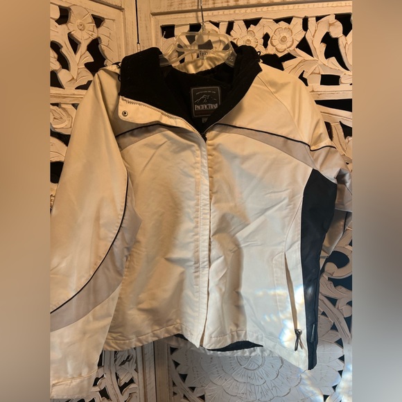 Pacific Trail Jackets & Blazers - Pacific Trail outdoor wear ski jacket